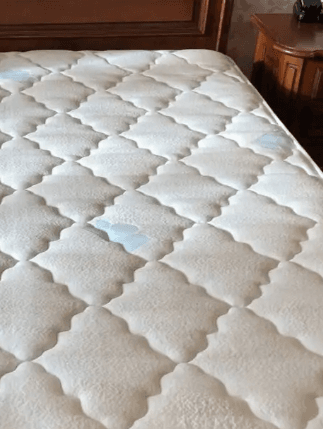 Matras na reiniging — weer fris